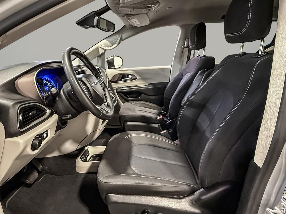 Chrysler Grand Caravan SXT 2024 d&rsquo;occasion à vendre - 17