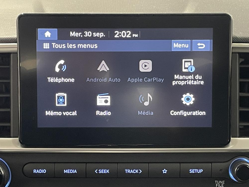 Hyundai Venue Essential 2021 d&rsquo;occasion à vendre - 22