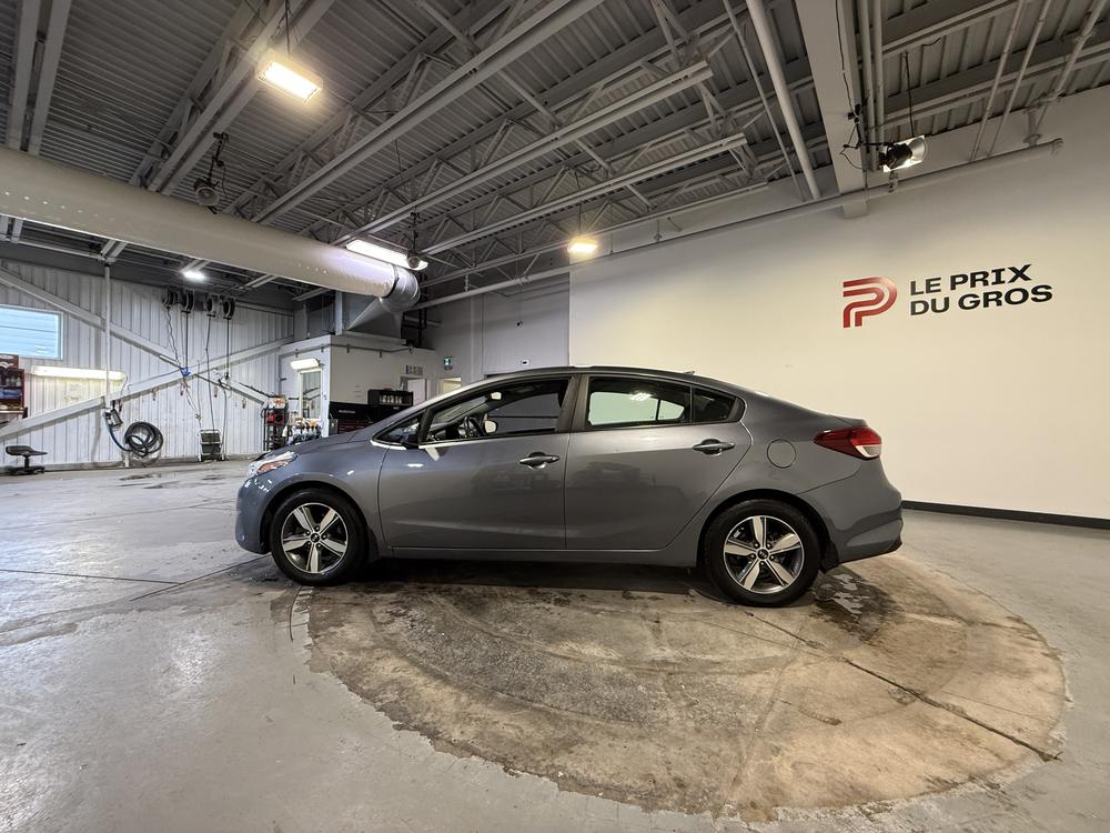 Kia Forte LX 2018 d&rsquo;occasion à vendre - 7