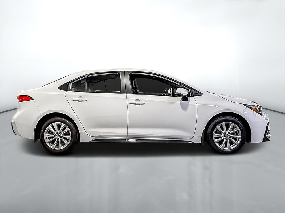 Toyota Corolla SE 2023 d&rsquo;occasion à vendre - 2