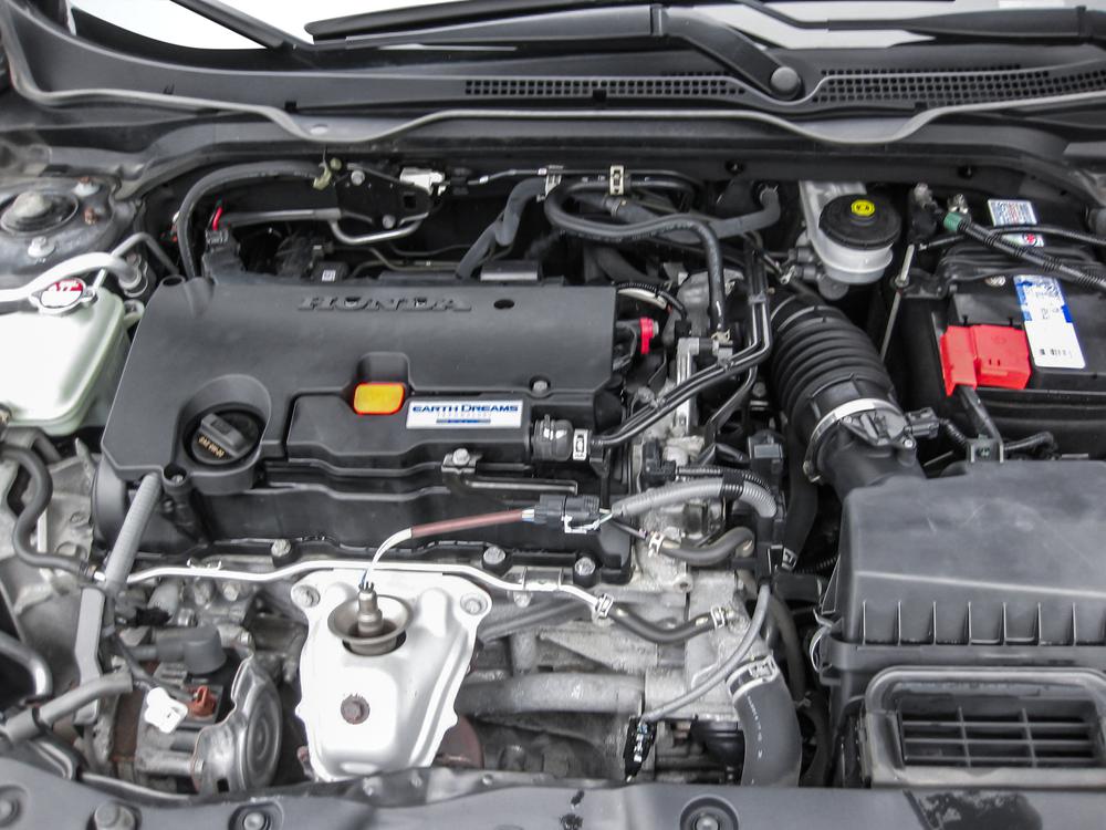 Honda Civic Sedan 2018 Gris usage à vendre Honda Civic Sedan 2018 Gris usage à vendre