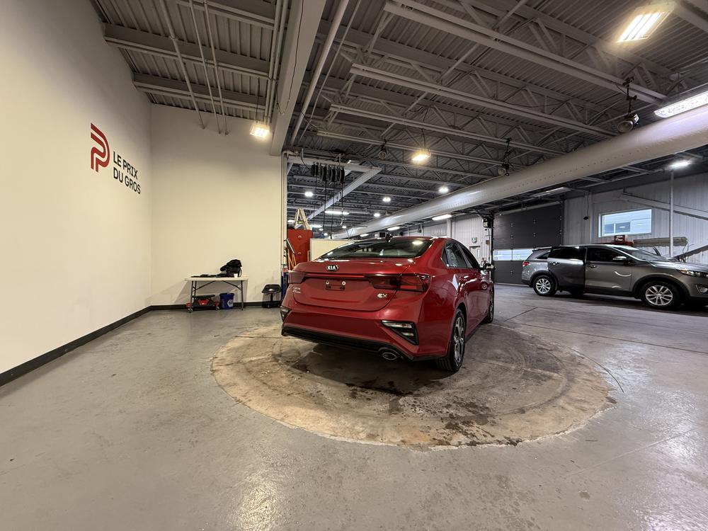 Kia Forte EX 2020 d&rsquo;occasion à vendre - 3
