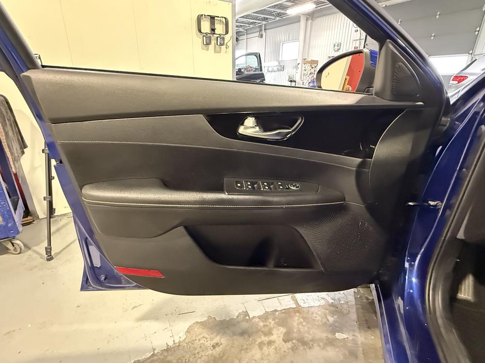 Kia Forte EX 2019 d&rsquo;occasion à vendre - 13