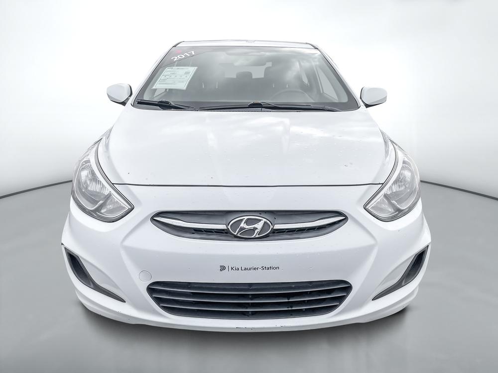 Hyundai Accent L 2017 à vendre à Trois-Rivières - 2
