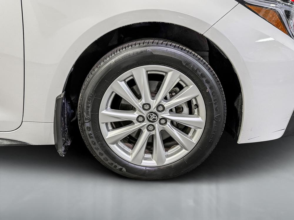 Toyota Corolla SE 2023 d&rsquo;occasion à vendre - 12