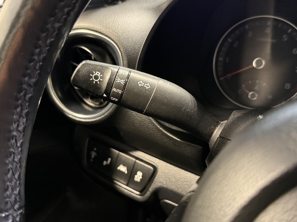 Kia Forte EX 2019 d&rsquo;occasion à vendre - 22
