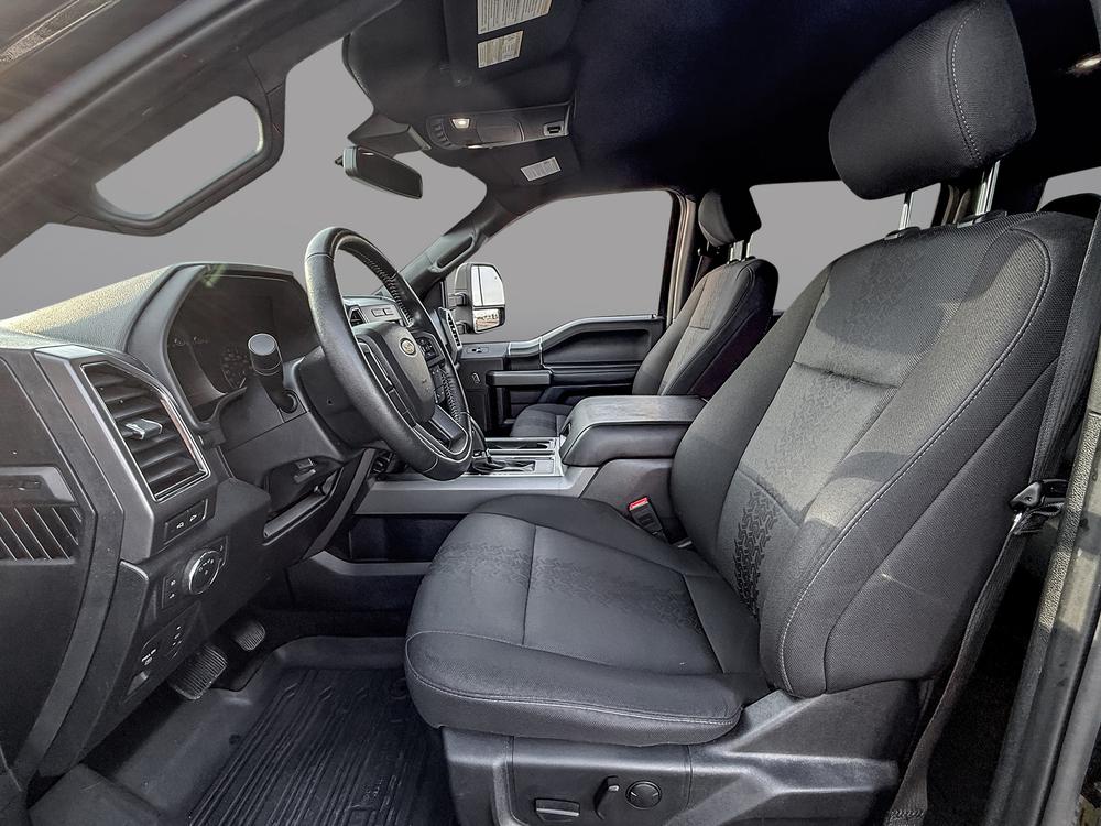 Ford F-150 SUPERCREM XLT 2020 d&rsquo;occasion à vendre - 17