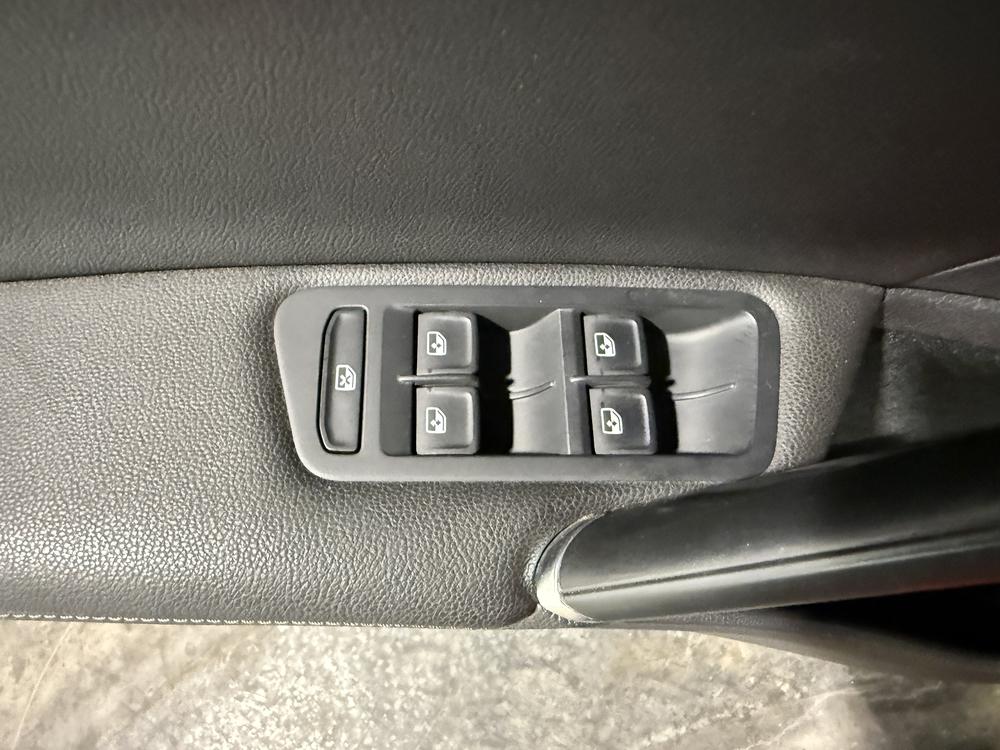 Volkswagen Golf SportWagen 2018 Rouge usage à vendre Volkswagen Golf SportWagen 2018 Rouge usage à vendre