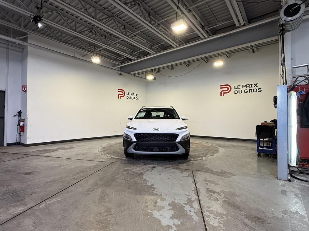 Hyundai Kona Preferred W/sun & leather package 2023 d&rsquo;occasion à vendre - 9