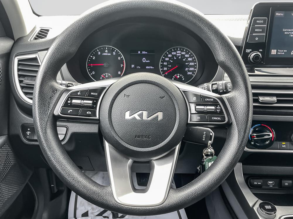 Kia Seltos LX 2022 d&rsquo;occasion à vendre - 16