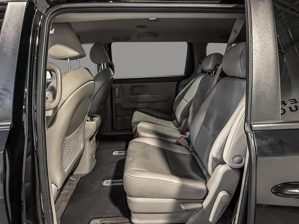 Kia Sedona LX 2019 d&rsquo;occasion à vendre - 29