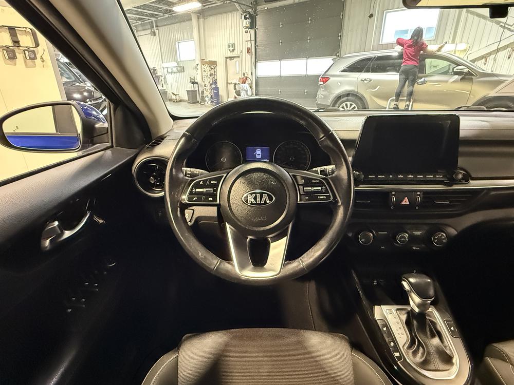 Kia Forte EX 2019 d&rsquo;occasion à vendre - 18