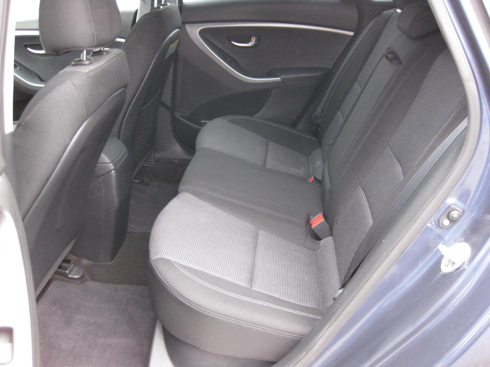 Hyundai Elantra GT GL 2017 d&rsquo;occasion à vendre - 13