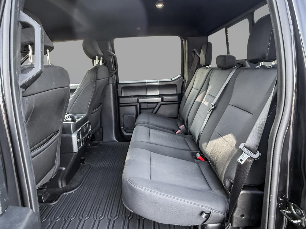 Ford F-150 SUPERCREM XLT 2020 d&rsquo;occasion à vendre - 29