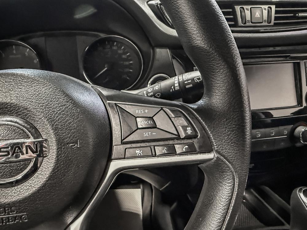 Nissan Rogue sv 2019 d&rsquo;occasion à vendre - 21