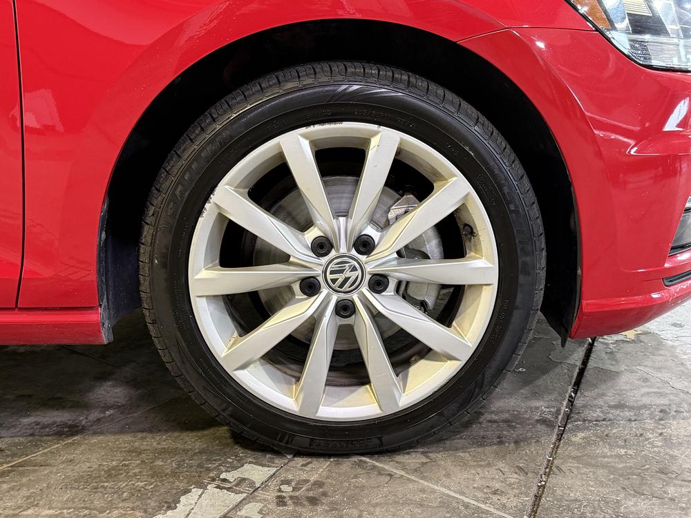 Volkswagen Golf SportWagen 2018 Rouge usage à vendre Volkswagen Golf SportWagen 2018 Rouge usage à vendre