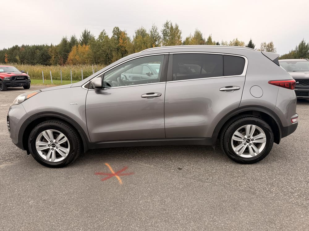 Kia Sportage LX AWD 2017 d&rsquo;occasion à vendre - 4