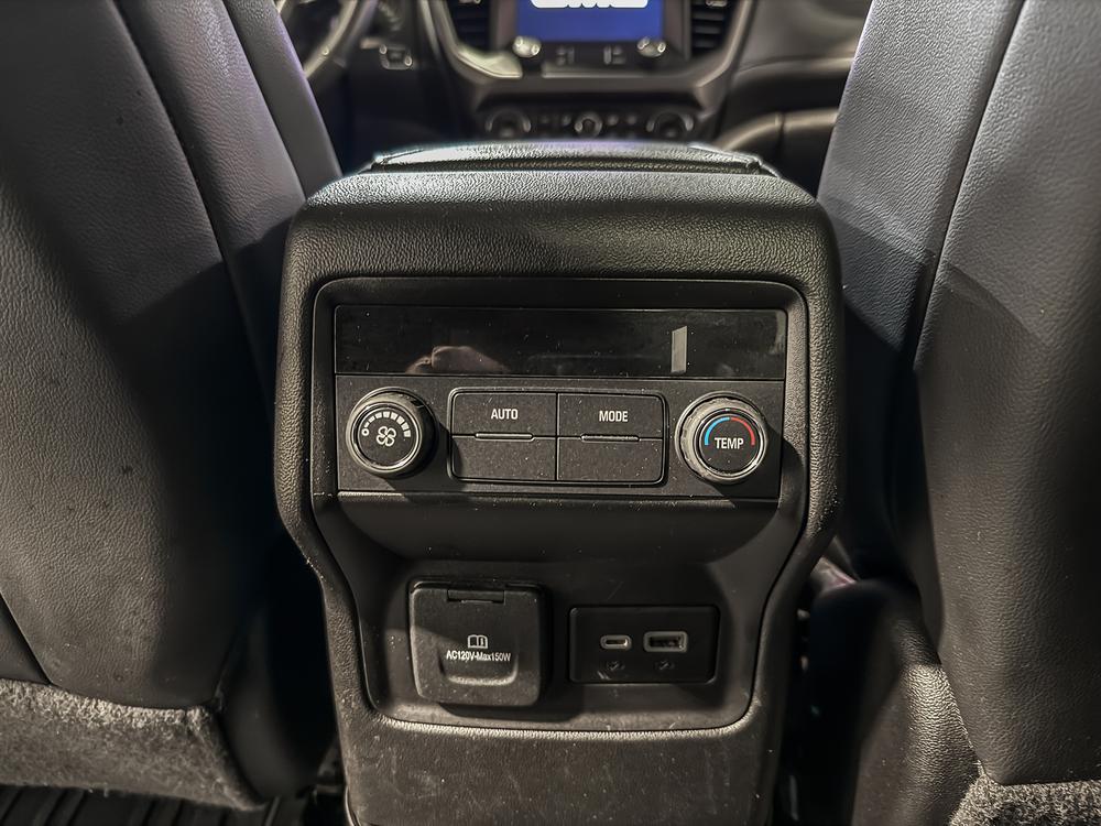 GMC Acadia 2023 Bleu usage à vendre GMC Acadia 2023 Bleu usage à vendre