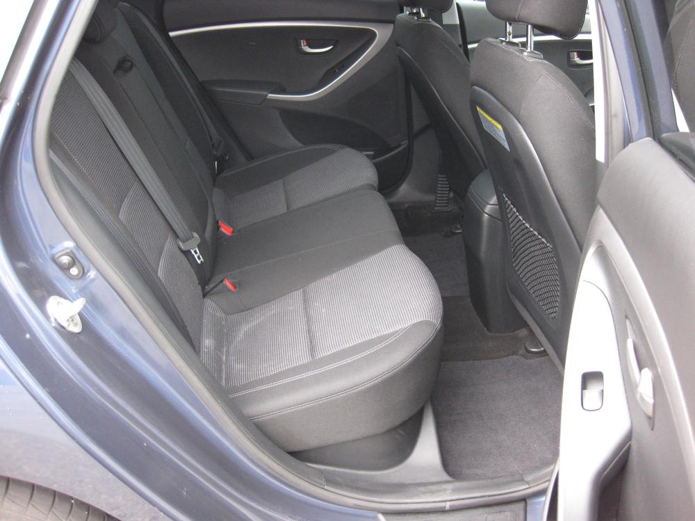 Hyundai Elantra GT GL 2017 d&rsquo;occasion à vendre - 24