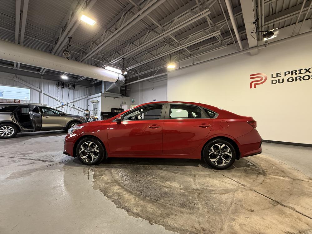 Kia Forte EX 2020 d&rsquo;occasion à vendre - 7