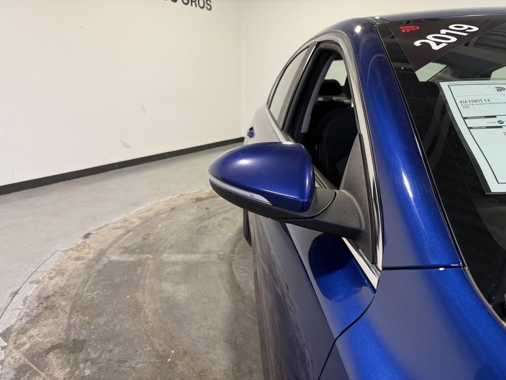 Kia Forte EX 2019 d&rsquo;occasion à vendre - 11