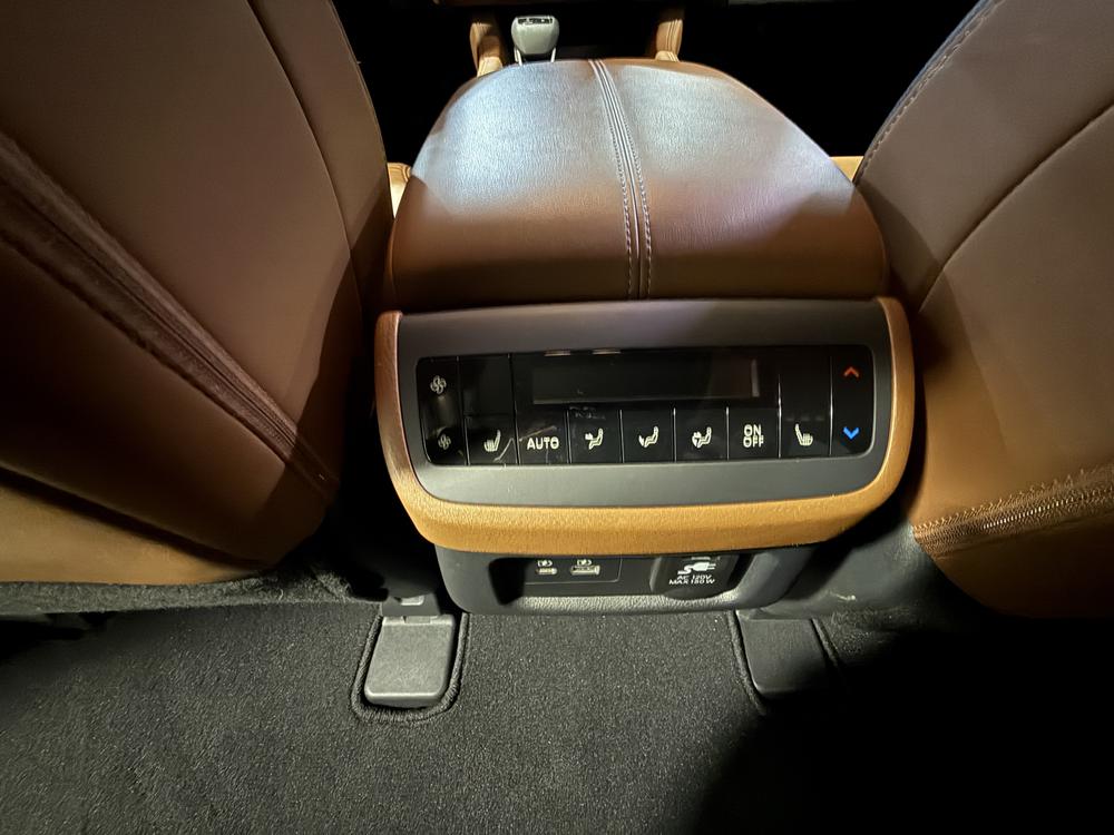 Nissan Pathfinder 2025 Blanc usage à vendre Nissan Pathfinder 2025 Blanc usage à vendre