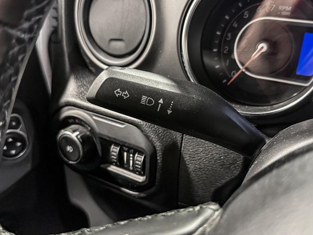 Jeep Wrangler Unlimited Willys 2022 d&rsquo;occasion à vendre - 22
