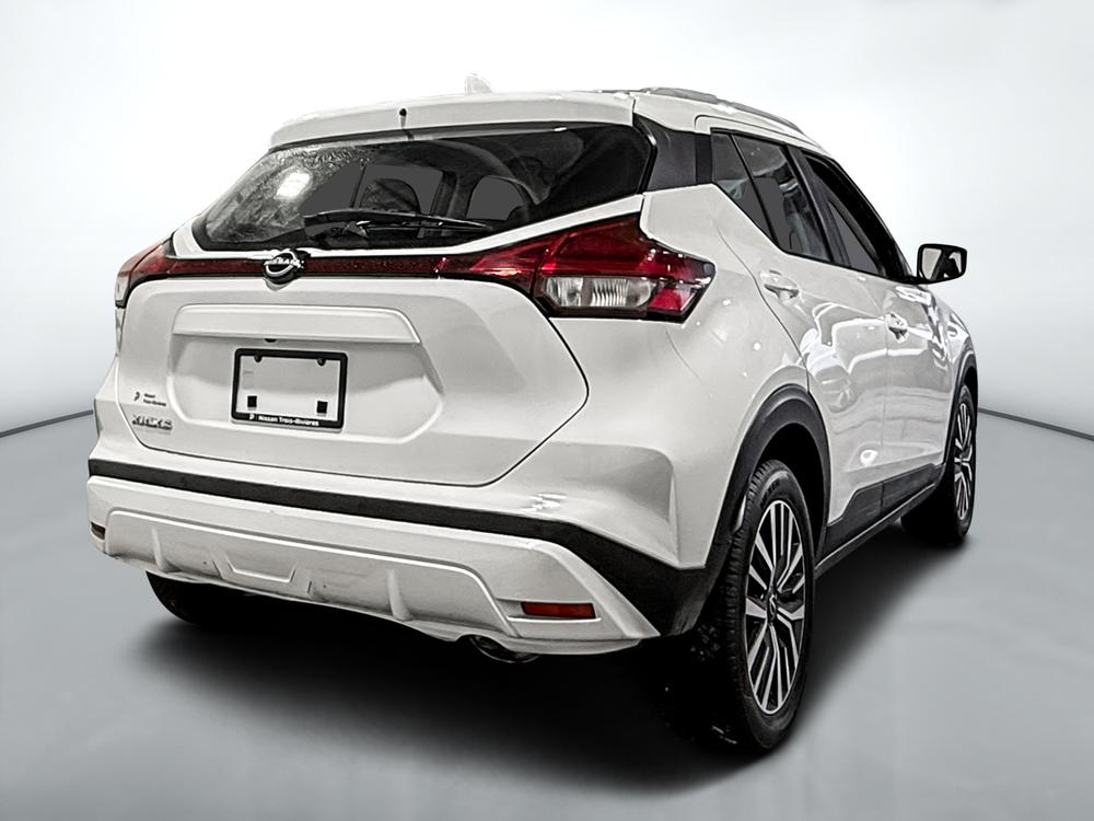 Nissan Kicks Play 2025 Blanc usage à vendre Nissan Kicks Play 2025 Blanc usage à vendre