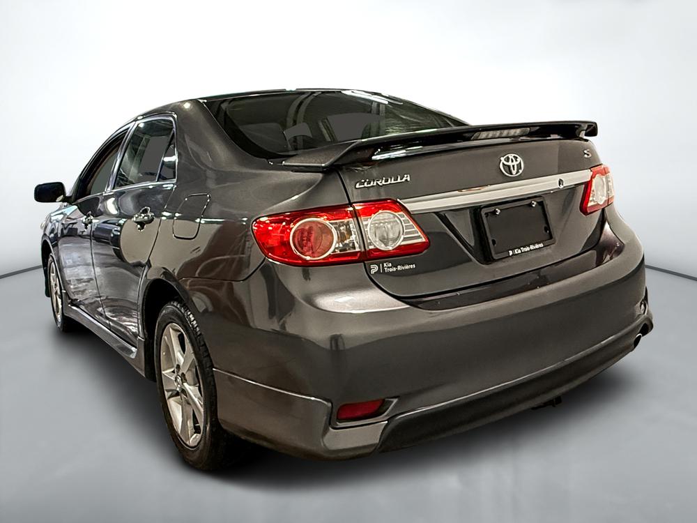 Toyota Corolla 2012 Charcoal usage à vendre Toyota Corolla 2012 Charcoal usage à vendre