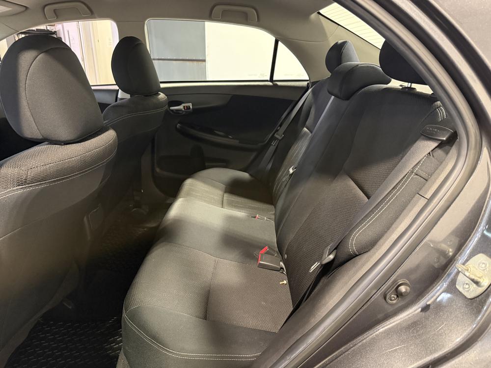 Toyota Corolla S 2012 d&rsquo;occasion à vendre - 29