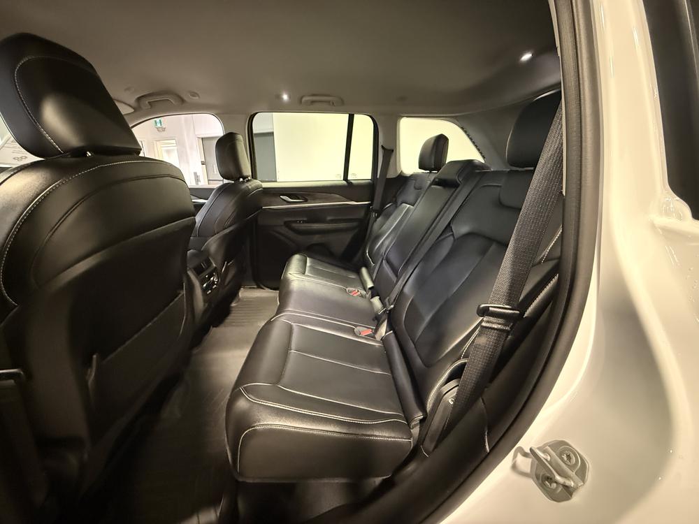 Jeep Grand Cherokee Limited 2023 d&rsquo;occasion à vendre - 31