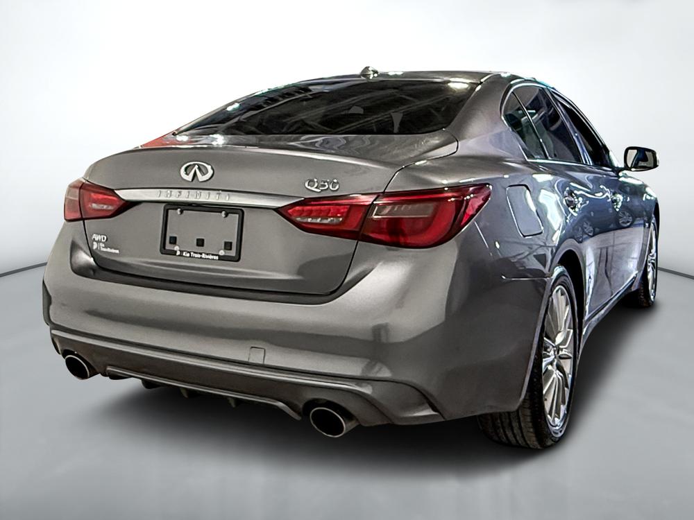 INFINITI Q50 LUXE 2018 d&rsquo;occasion à vendre - 3