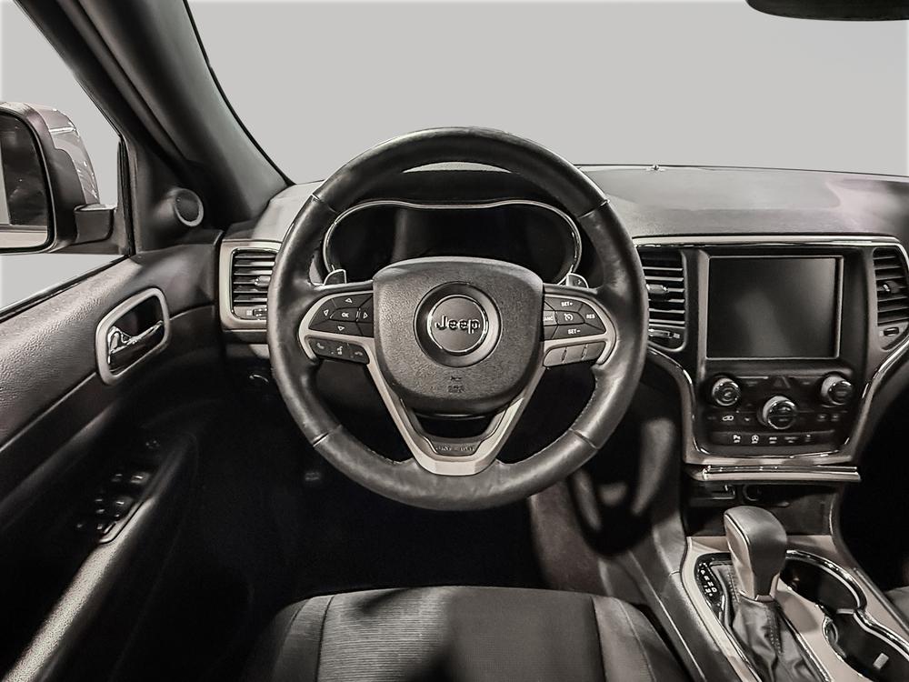 Jeep Grand Cherokee 2017 Argent usage à vendre Jeep Grand Cherokee 2017 Argent usage à vendre