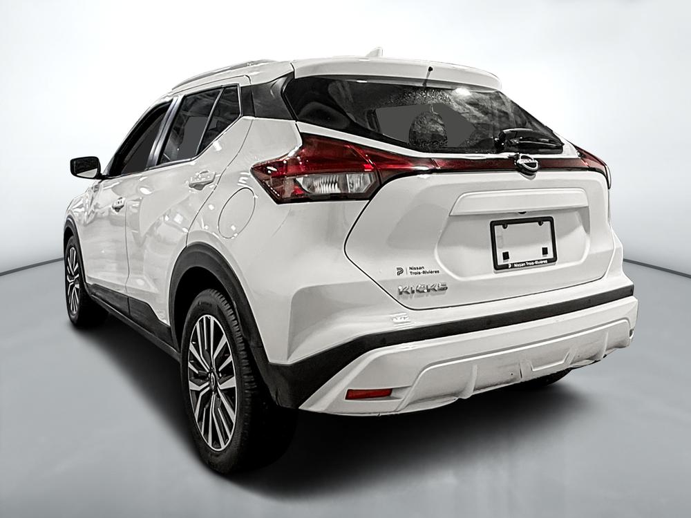 Nissan Kicks Play 2025 Blanc usage à vendre Nissan Kicks Play 2025 Blanc usage à vendre