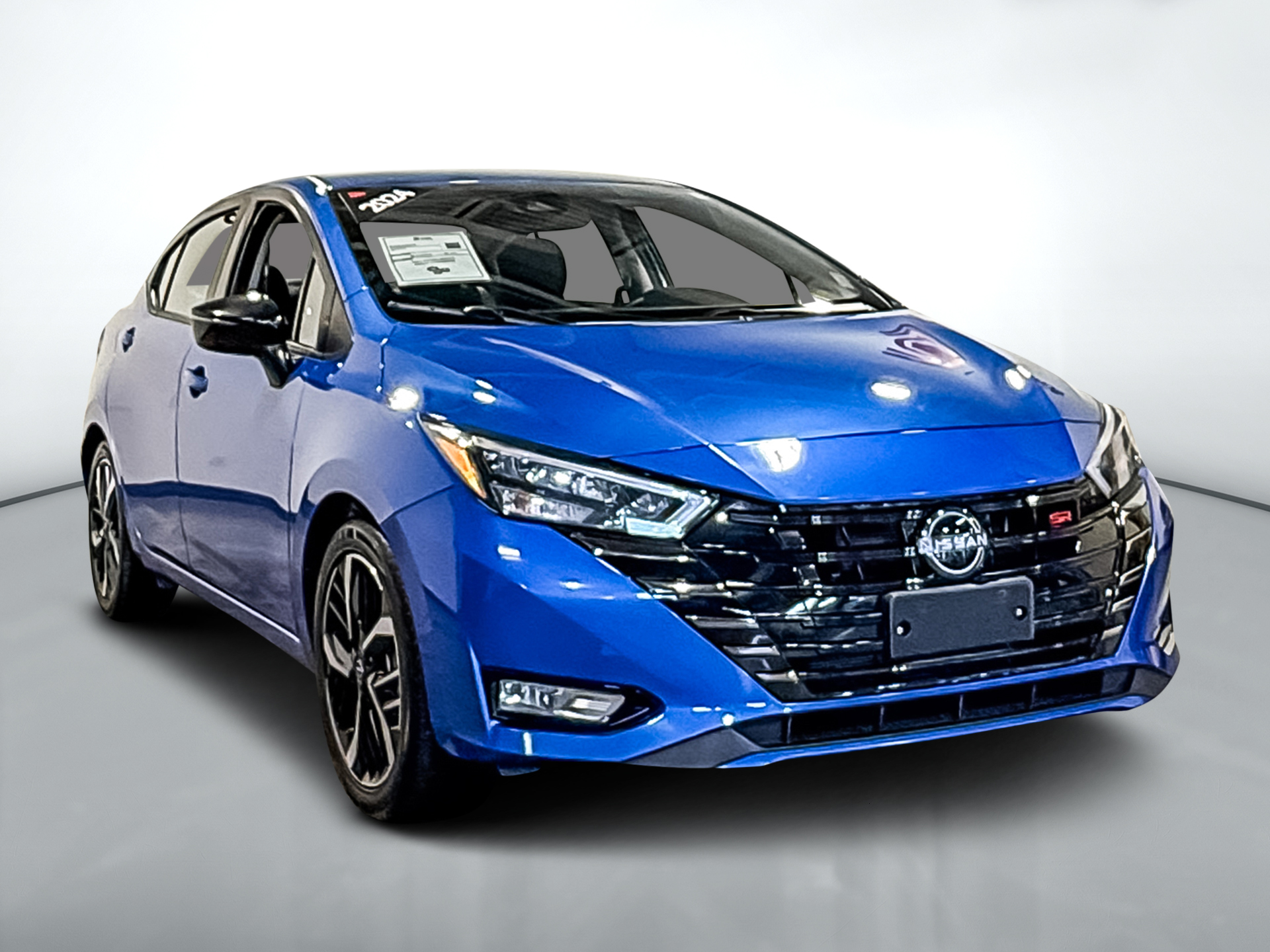 2024 Nissan Versa SR FWD