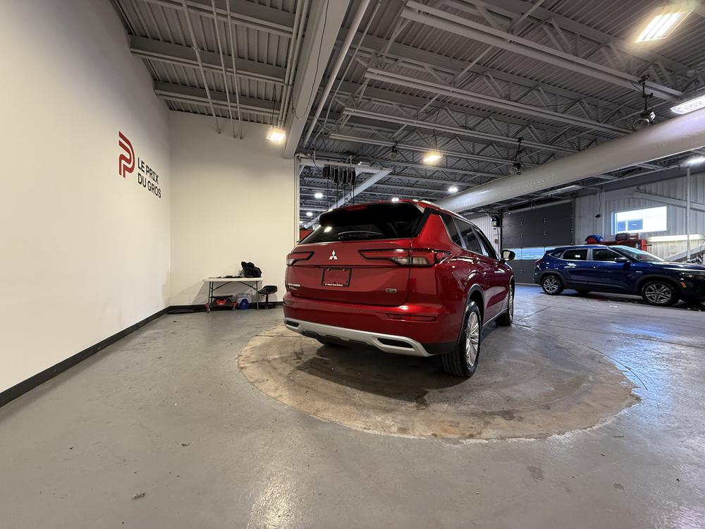 Mitsubishi Outlander SE 2024 d&rsquo;occasion à vendre - 3