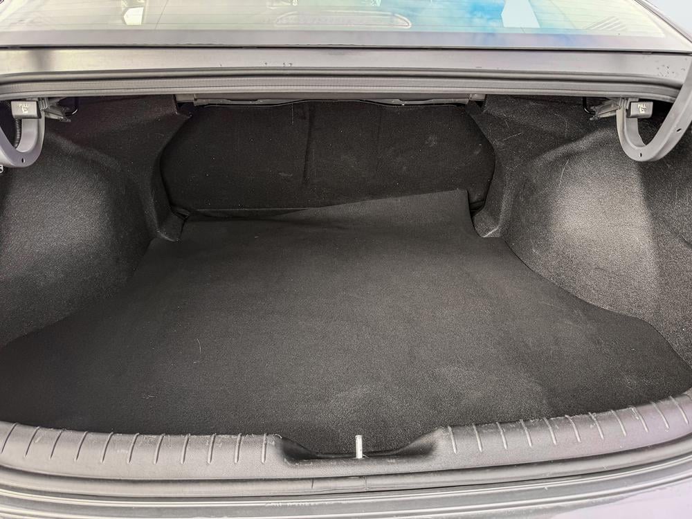Hyundai Elantra ESSENTIAL 2.0L 2025 d&rsquo;occasion à vendre - 33