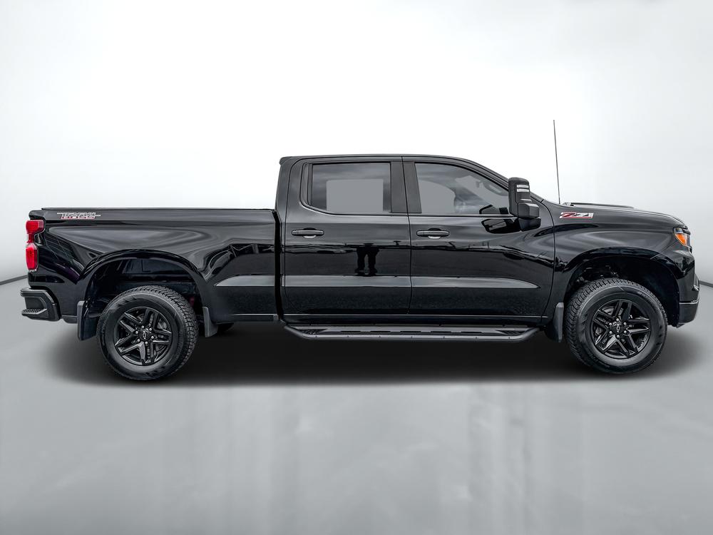 Chevrolet Silverado 1500 2022 Noir usage à vendre Chevrolet Silverado 1500 2022 Noir usage à vendre