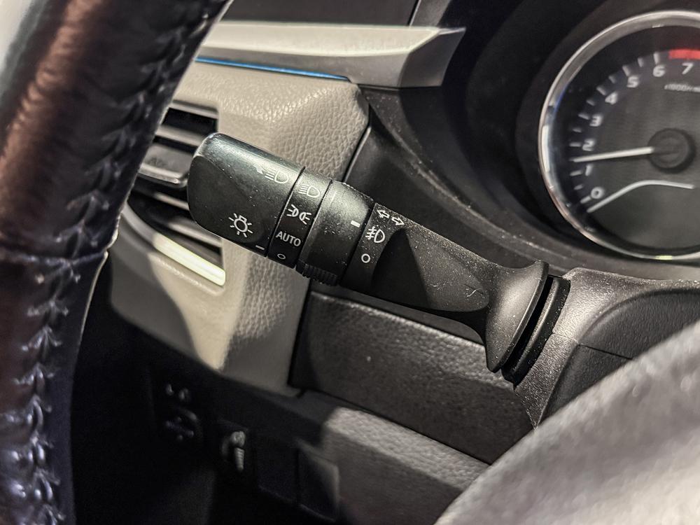 Toyota Corolla 2016 Gris usage à vendre Toyota Corolla 2016 Gris usage à vendre