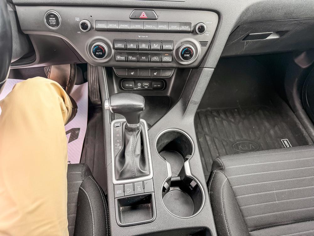 Kia Sportage 2017 Blanc usage à vendre Kia Sportage 2017 Blanc usage à vendre
