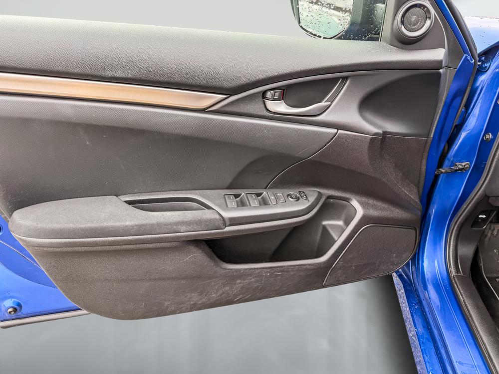 Honda Civic Hayon LX 2017 d&rsquo;occasion à vendre - 12