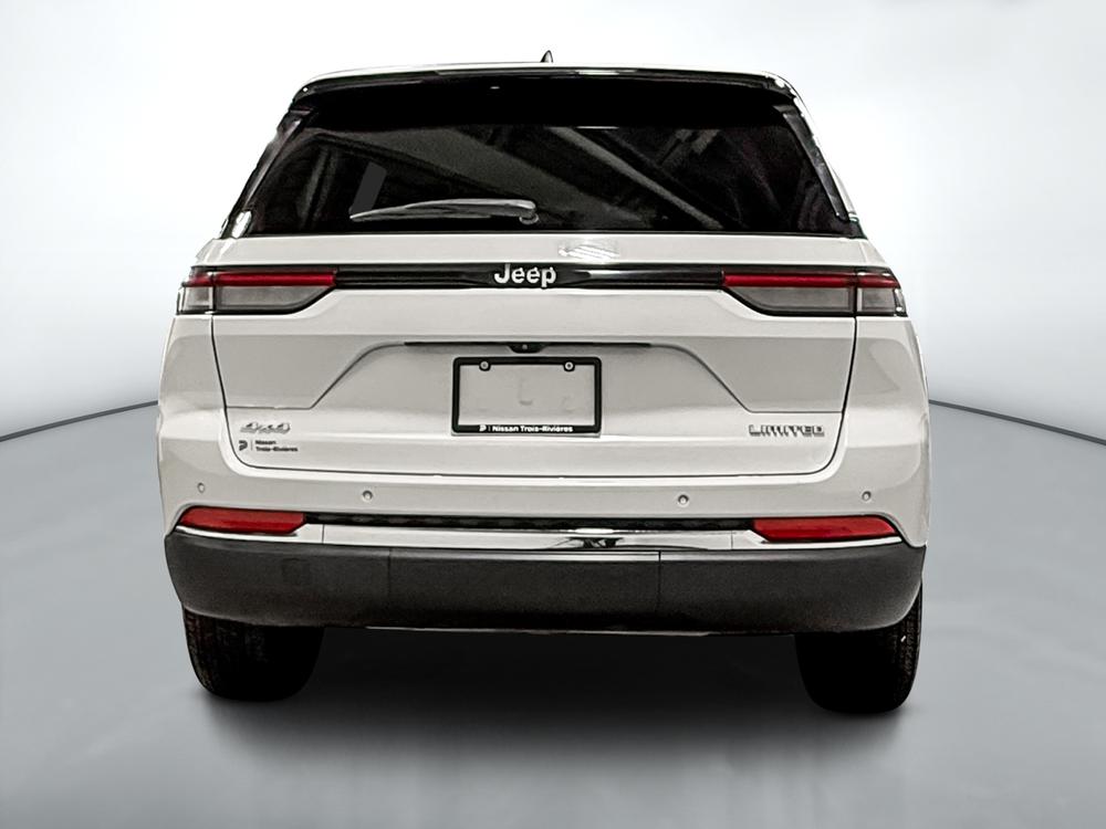 Jeep Grand Cherokee 2023 Blanc usage à vendre Jeep Grand Cherokee 2023 Blanc usage à vendre