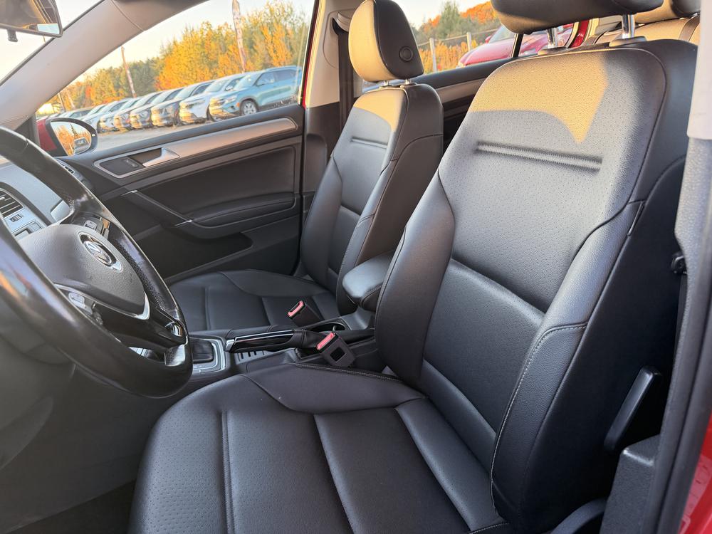 Volkswagen Golf COMFORTLINE 2017 d&rsquo;occasion à vendre - 16