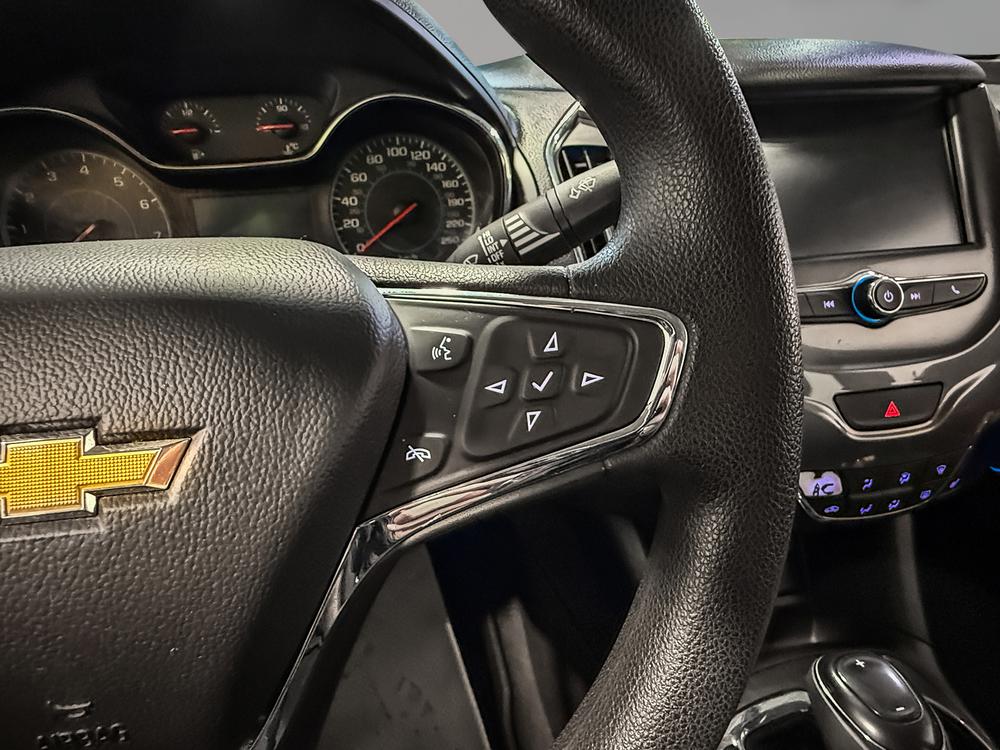 Chevrolet Cruze 2017 Gris usage à vendre Chevrolet Cruze 2017 Gris usage à vendre