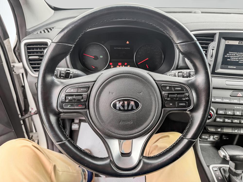 Kia Sportage 2017 Blanc usage à vendre Kia Sportage 2017 Blanc usage à vendre