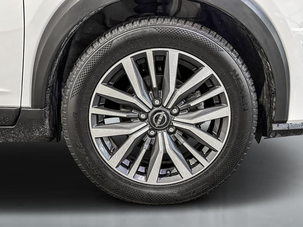 Nissan Kicks Play 2025 Blanc usage à vendre Nissan Kicks Play 2025 Blanc usage à vendre