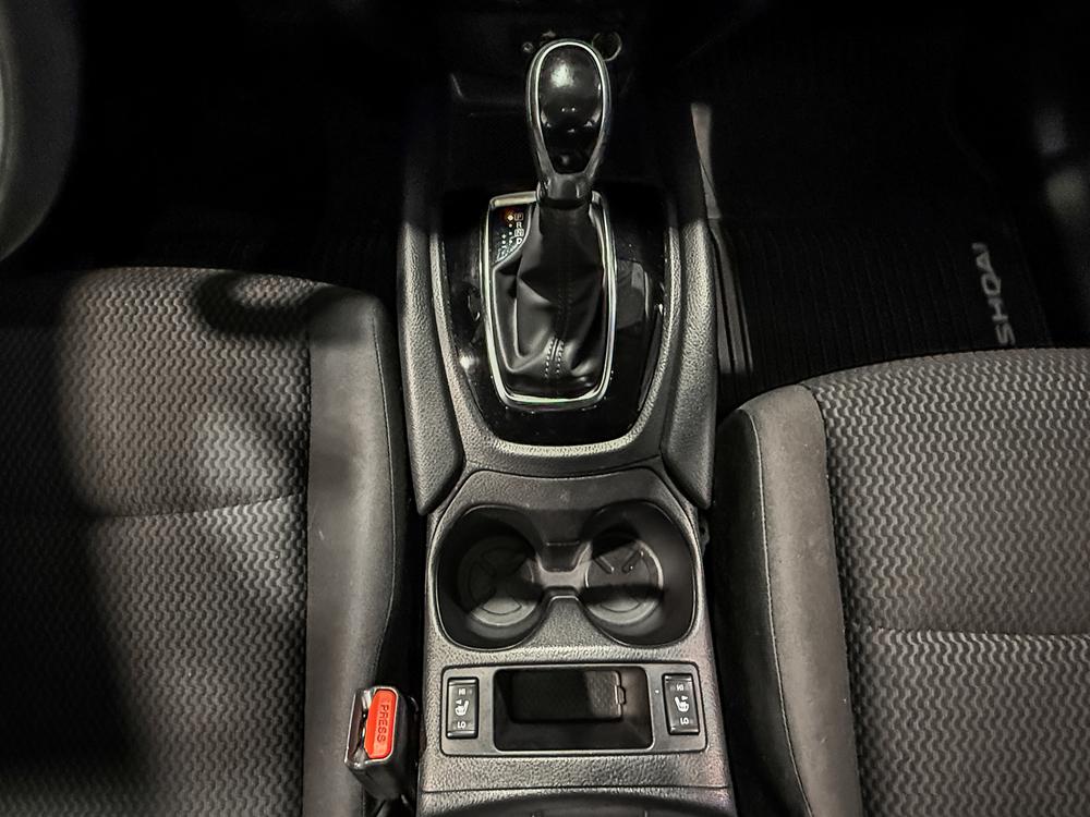 Nissan Qashqai 2019 Blanc usage à vendre Nissan Qashqai 2019 Blanc usage à vendre