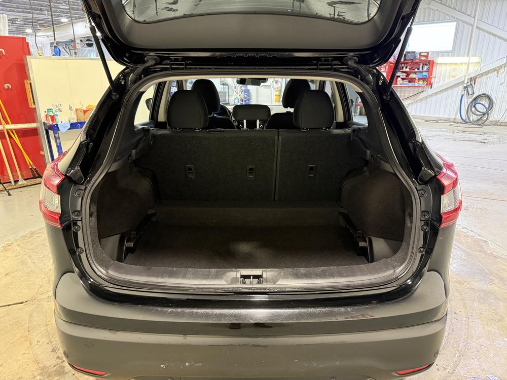 Nissan Qashqai SV 2023 d&rsquo;occasion à vendre - 32