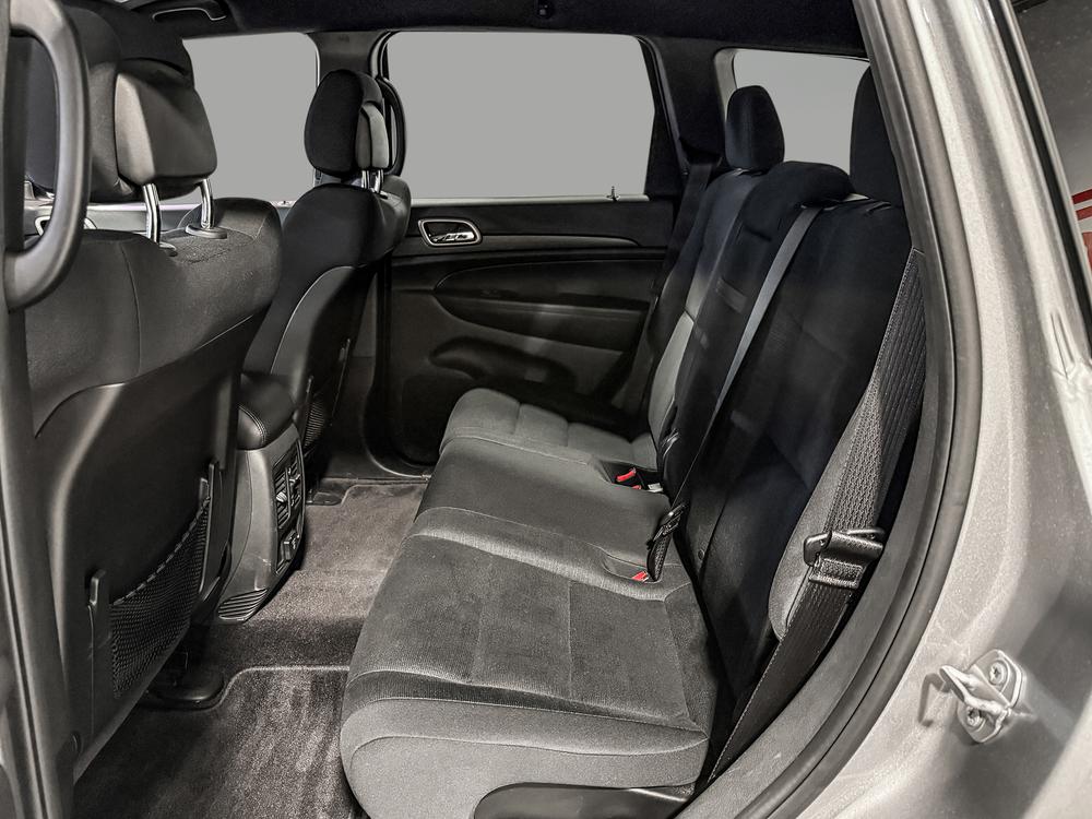 Jeep Grand Cherokee 2017 Argent usage à vendre Jeep Grand Cherokee 2017 Argent usage à vendre