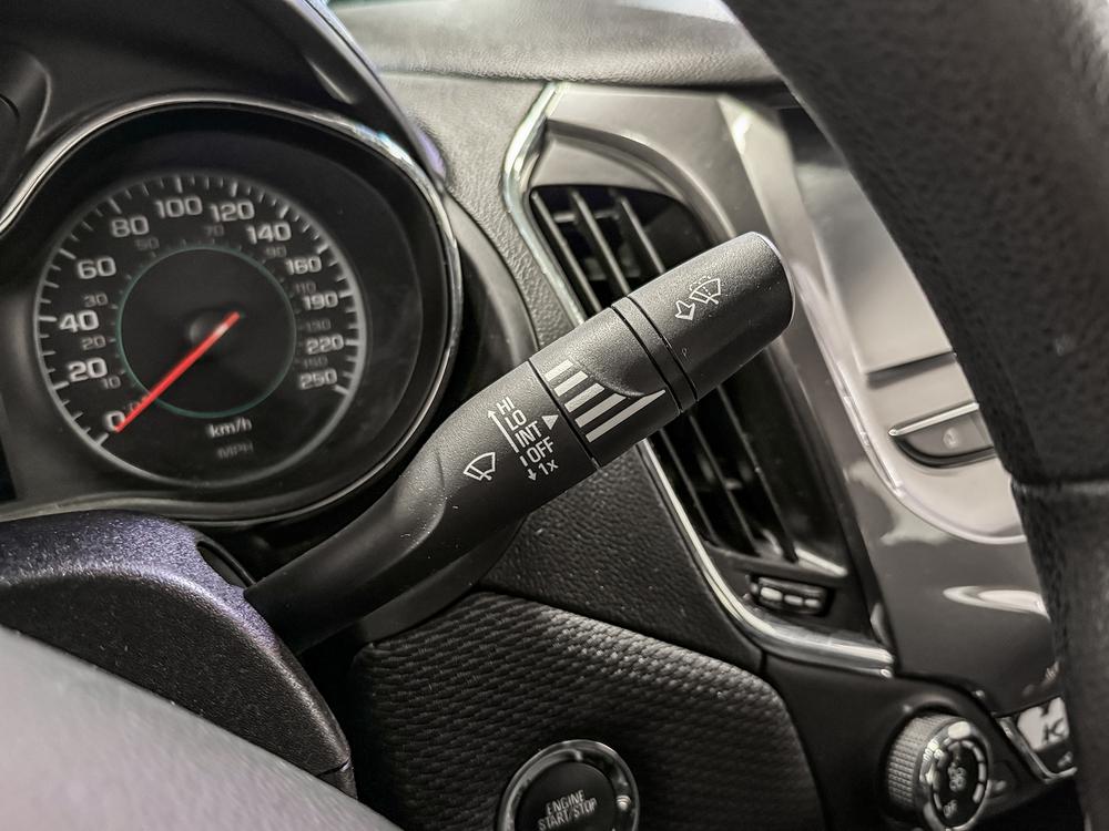 Chevrolet Cruze 2017 Gris usage à vendre Chevrolet Cruze 2017 Gris usage à vendre